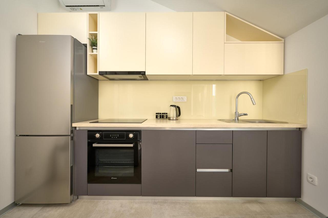 Zora Residence Каштела Екстер'єр фото
